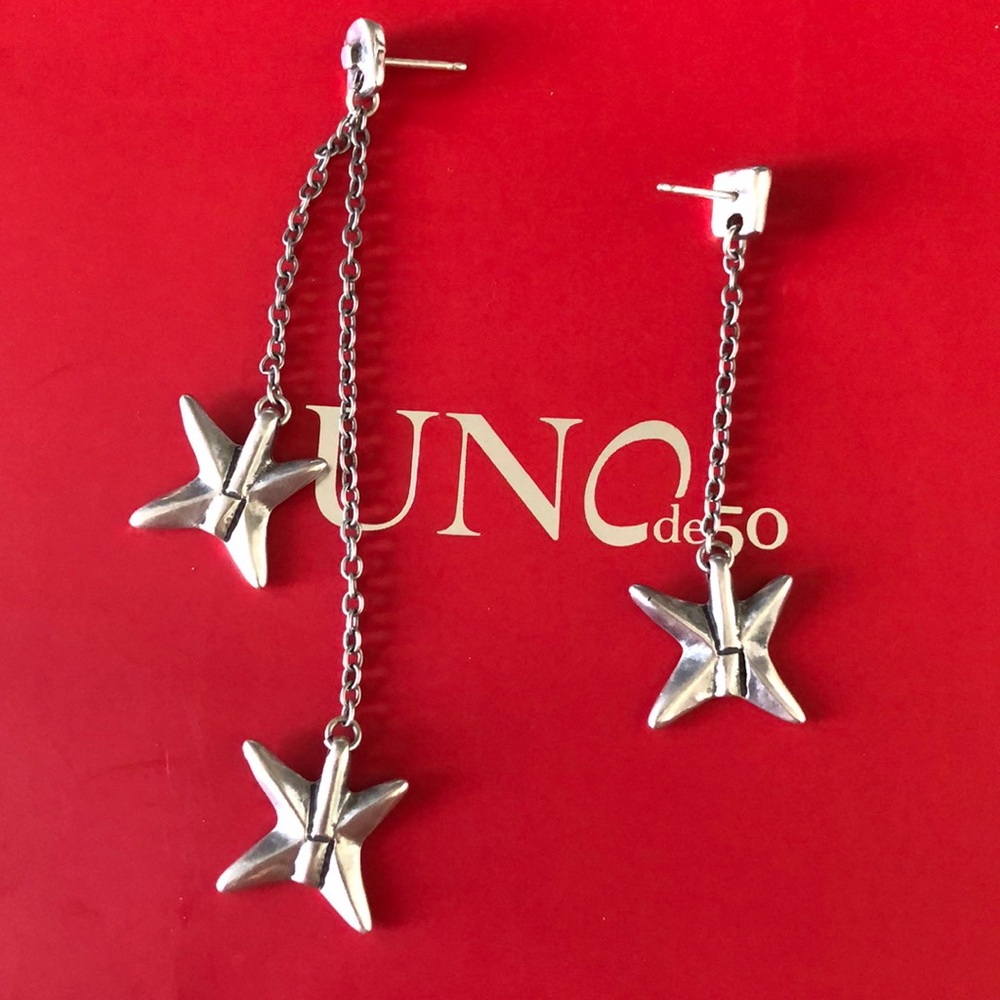 Uno de 50 super cute and unusual earrings !